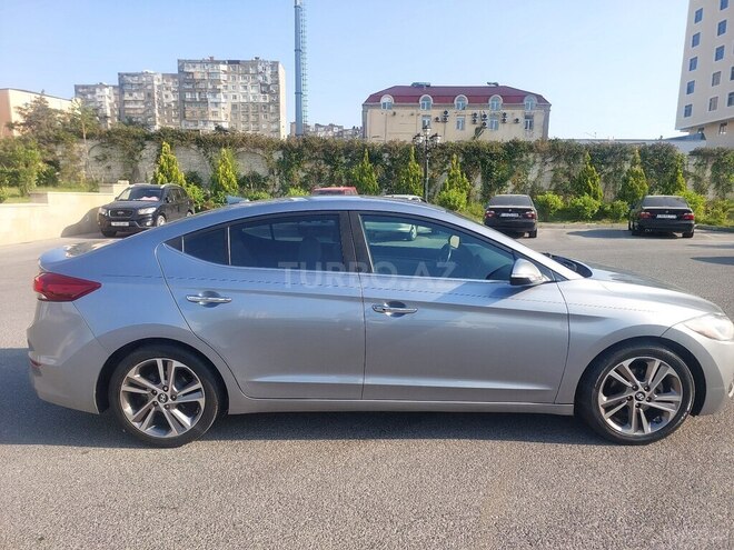Hyundai Elantra 2016, 243,011 km - 2.0 л - Bakı