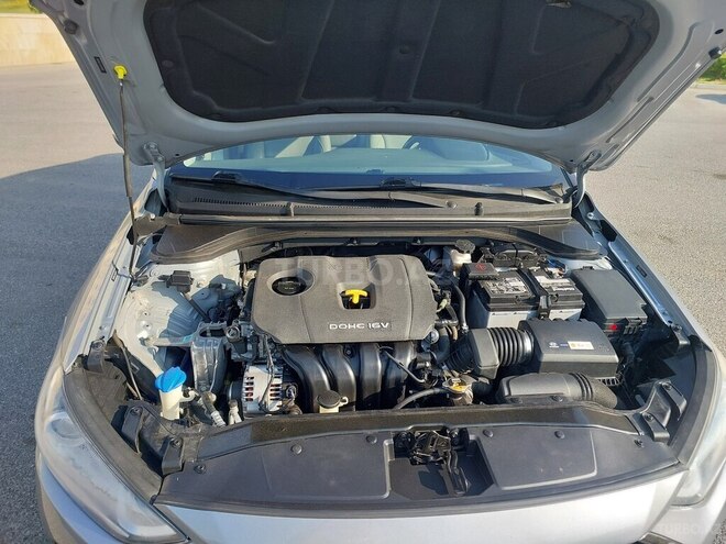 Hyundai Elantra 2016, 243,011 km - 2.0 л - Bakı