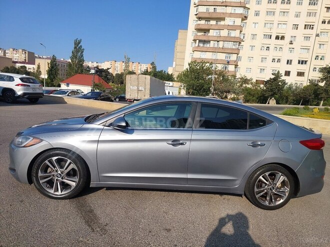 Hyundai Elantra 2016, 243,011 km - 2.0 л - Bakı