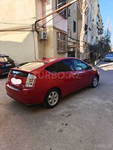 Toyota Prius-4