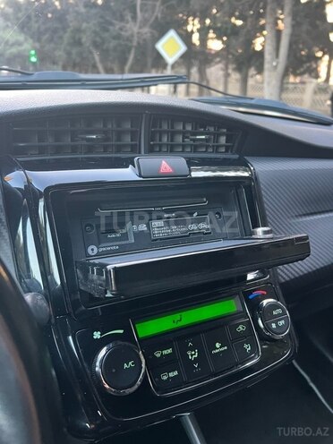 Toyota Corolla Fielder 2016, 98,000 km - 1.5 l - Bakı