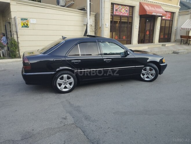 Mercedes C 230 1997, 327,000 km - 2.3 л - Bakı
