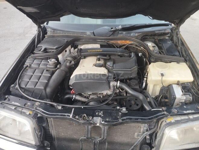 Mercedes C 230 1997, 327,000 km - 2.3 л - Bakı