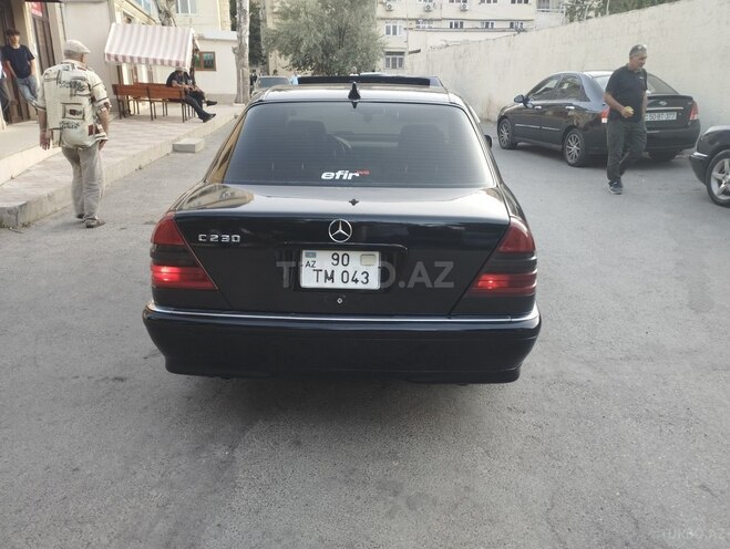 Mercedes C 230 1997, 327,000 km - 2.3 л - Bakı