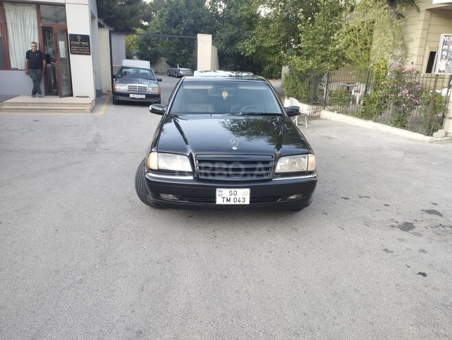 Mercedes C 230 1997, 327,000 km - 2.3 л - Bakı
