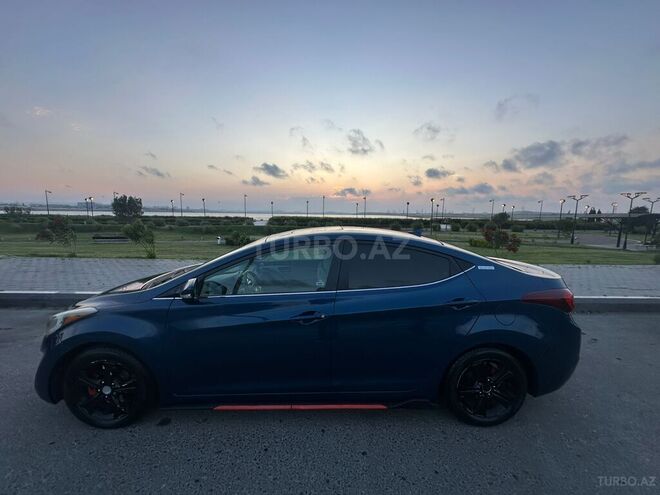 Hyundai Elantra 2015, 188,293 km - 1.8 л - Bakı