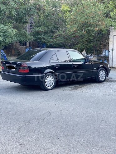 Mercedes C 240 1999, 424,244 km - 2.4 l - Bakı