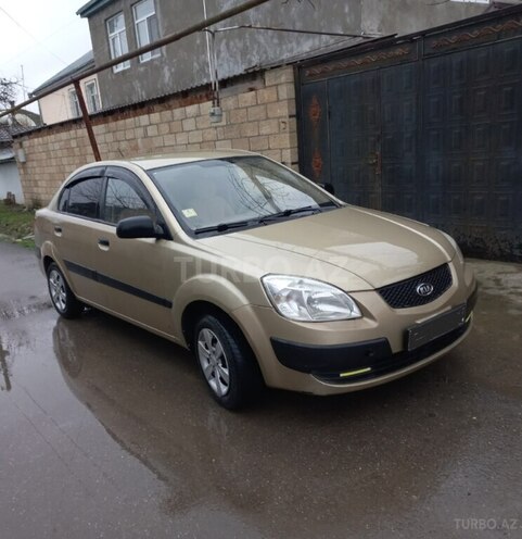Kia Rio 2008, 340,000 km - 1.4 l - Xudat