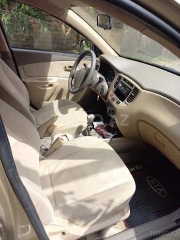 Kia Rio 2008, 340,000 km - 1.4 l - Xudat