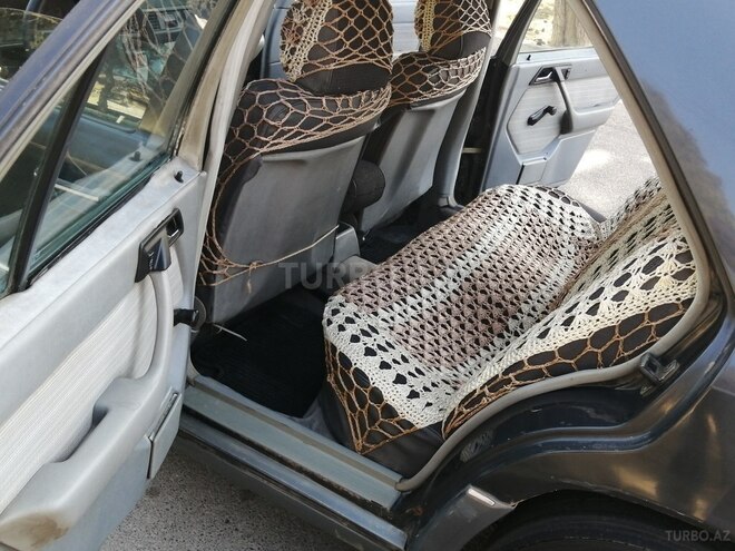 Mercedes E 200 1993, 420,500 km - 2.0 l - Bakı