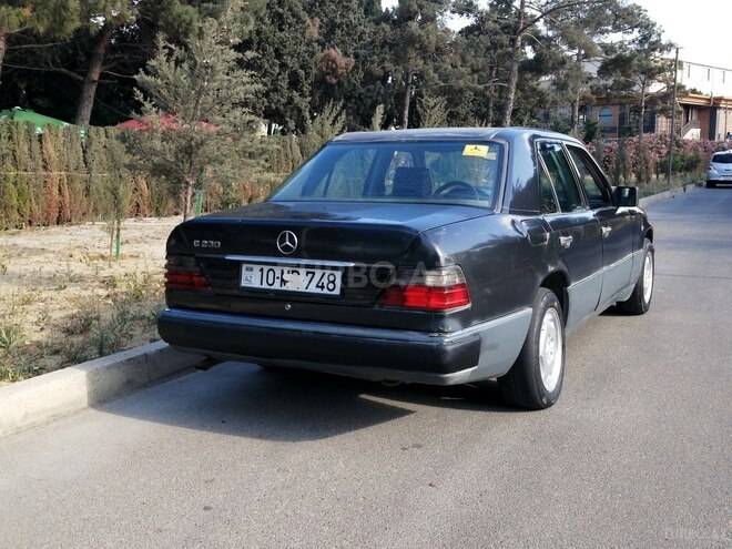 Mercedes E 200 1993, 420,500 km - 2.0 l - Bakı