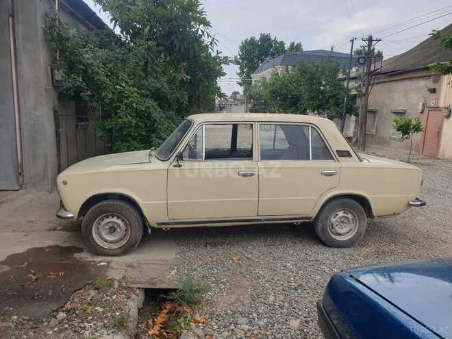 LADA (VAZ) 21011 1979, 73,000 km - 1.6 л - Gəncə