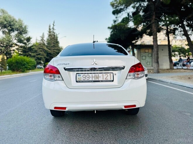 Mitsubishi Attrage 2015, 142,000 km - 1.2 l - Bakı