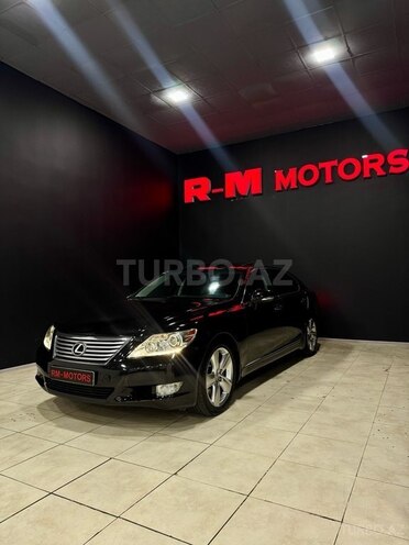 Lexus LS 460-2