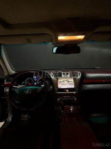 Lexus LS 460-12