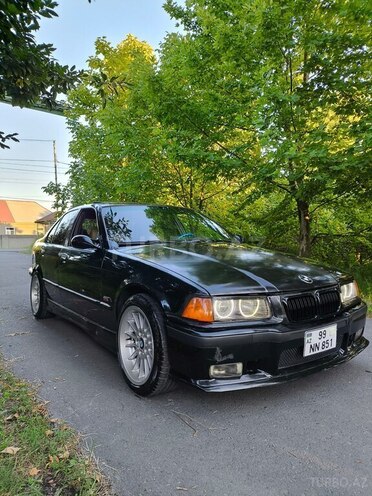 BMW 316 1994, 623,000 km - 1.6 l - Zaqatala