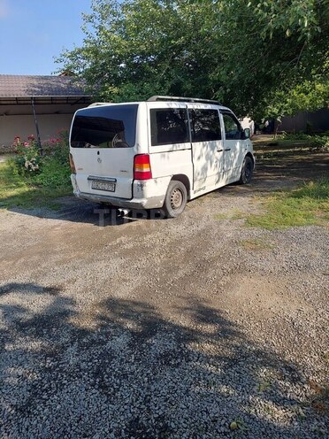 Mercedes Vito 112 2000, 255,550 km - 2.2 л - Zaqatala