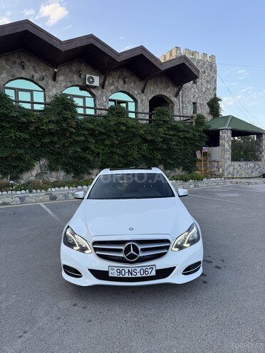 Mercedes E 220 d 2015, 221,500 km - 2.1 л - Bakı