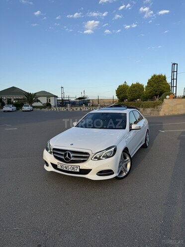 Mercedes E 220 d 2015, 221,500 km - 2.1 л - Bakı