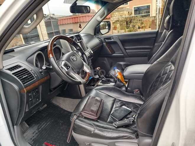 Toyota Land Cruiser Prado 2012, 180,000 km - 2.7 l - Qusar