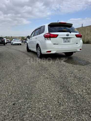 Toyota Corolla Fielder 2018, 190,000 km - 1.5 л - Bakı