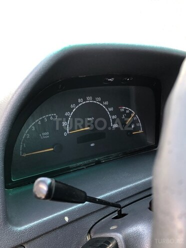 Mercedes Vito 2002, 264,000 km - 2.2 l - Bakı