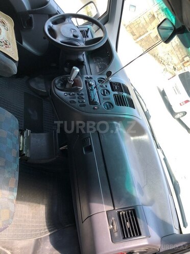 Mercedes Vito 2002, 264,000 km - 2.2 l - Bakı