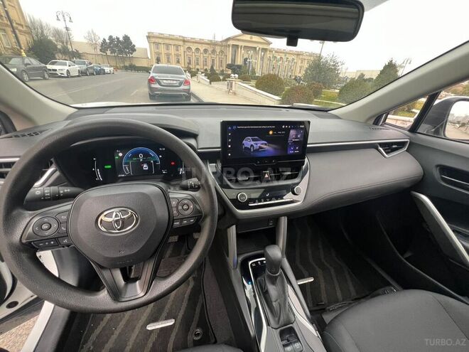 Toyota Corolla Cross 2024, 50,000 km - 2.0 l - Bakı