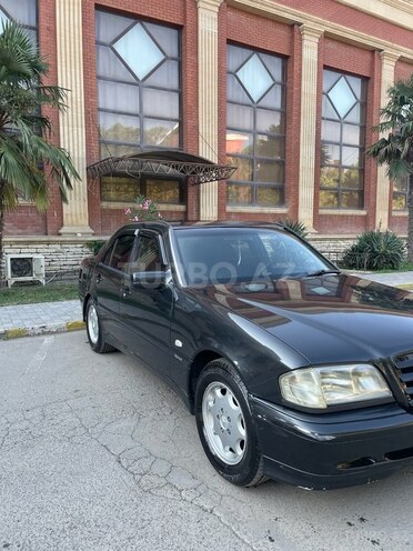 Mercedes C 180-2