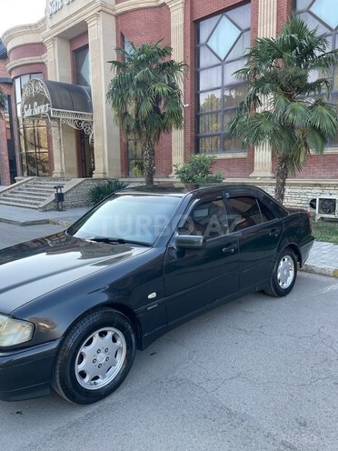 Mercedes C 180-3