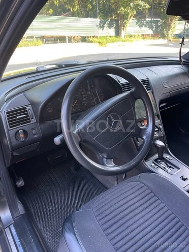 Mercedes C 180-12