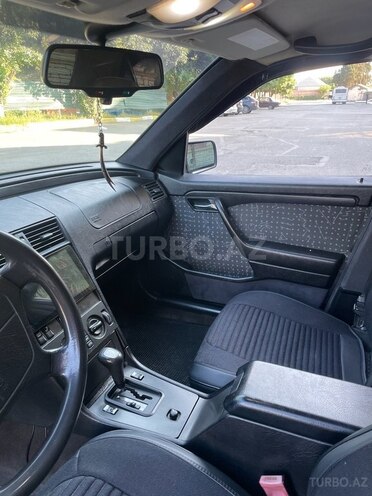 Mercedes C 180-11