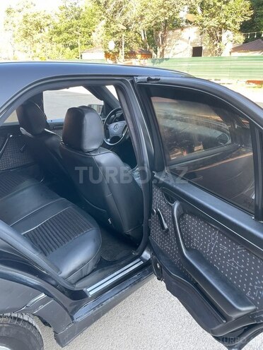 Mercedes C 180-17