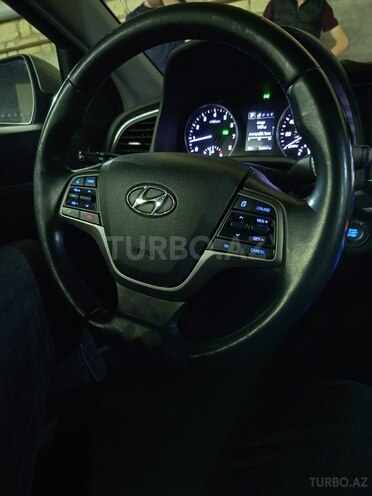 Hyundai Elantra 2016, 125,804 km - 2.0 l - Bakı