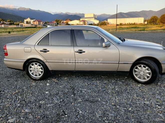Mercedes C 180 1995, 200,000 km - 1.8 l - Bakı