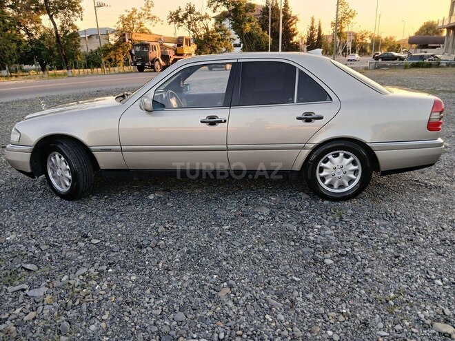 Mercedes C 180 1995, 200,000 km - 1.8 l - Bakı