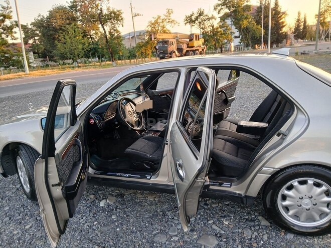 Mercedes C 180 1995, 200,000 km - 1.8 l - Bakı