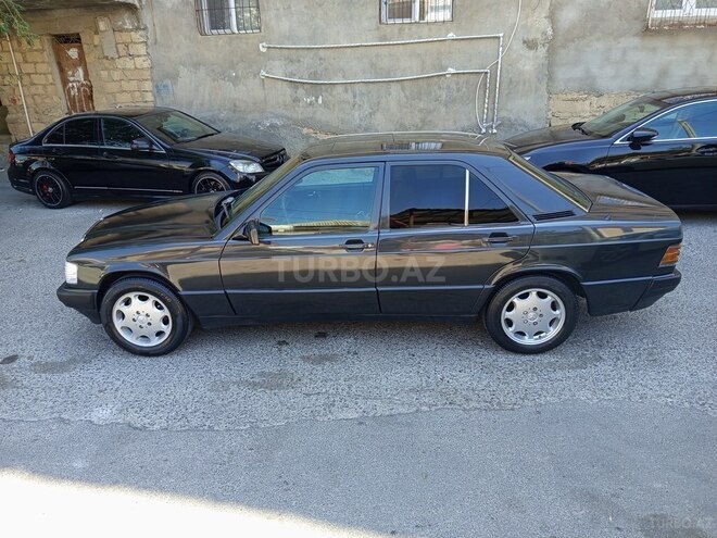 Mercedes 190 1991, 228,000 km - 2.0 l - Bakı