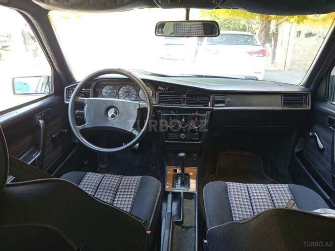 Mercedes 190 1991, 228,000 km - 2.0 l - Bakı