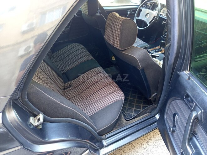 Mercedes 190 1991, 228,000 km - 2.0 l - Bakı