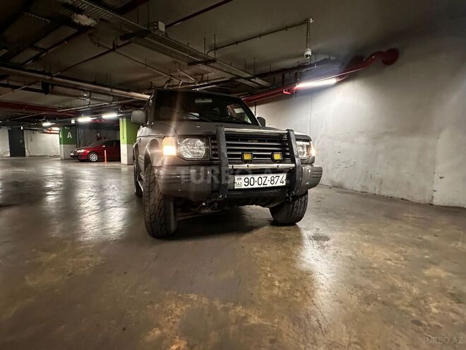 Mitsubishi Pajero 1990, 450,000 km - 2.5 l - Bakı