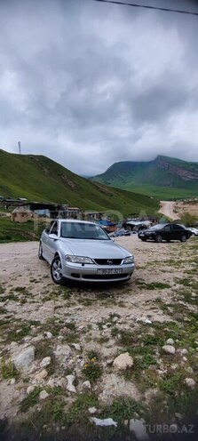 Opel Vectra 2001, 325,000 km - 1.8 l - Bakı