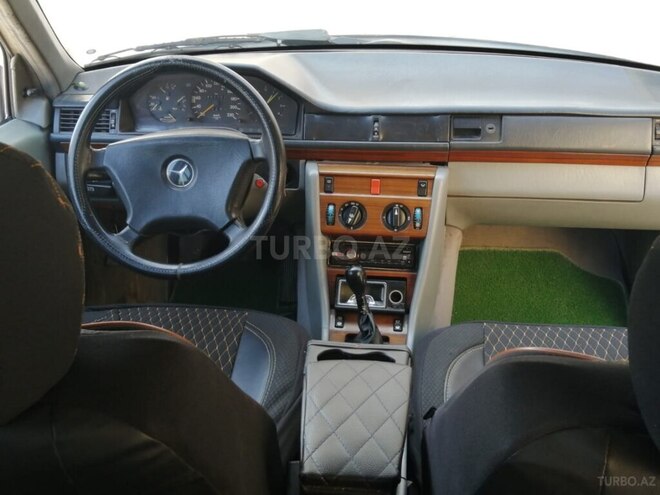 Mercedes  1991, 368,538 km - 2.0 л - Bakı