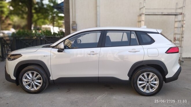Toyota Corolla Cross 2025, 0 km - 2.0 л - Bakı