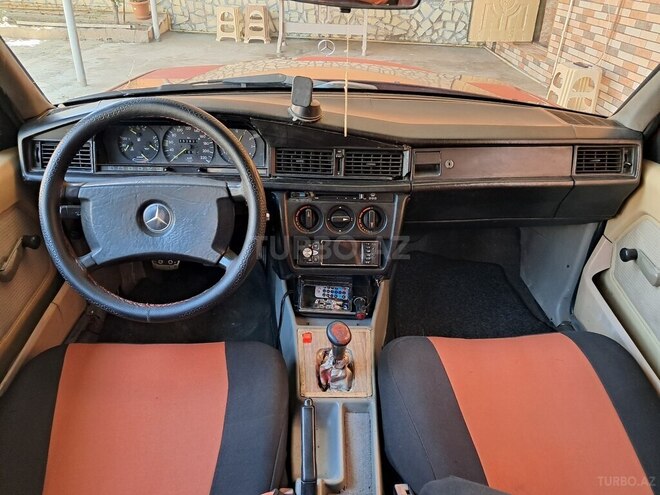 Mercedes 190 1989, 200,000 km - 1.8 л - Bakı