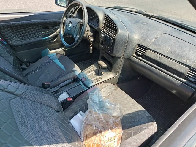 BMW 320 1994, 380,000 km - 2.0 l - Bakı