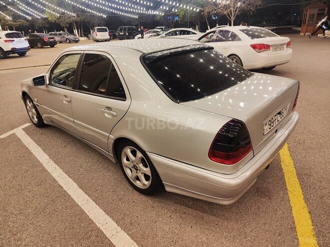 Mercedes C 220 d 2000, 423,500 km - 2.2 л - Bakı