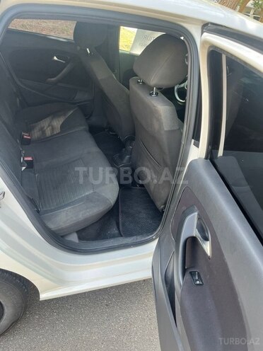 Volkswagen Polo 2010, 280,000 km - 1.4 л - Bakı