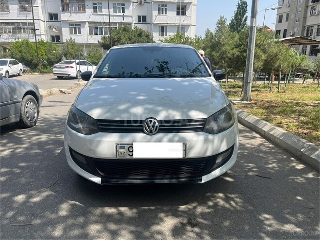 Volkswagen Polo 2010, 280,000 km - 1.4 л - Bakı