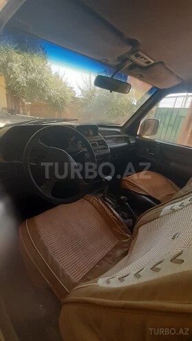 Mitsubishi Pajero 1995, 360,000 km - 2.8 l - Bakı